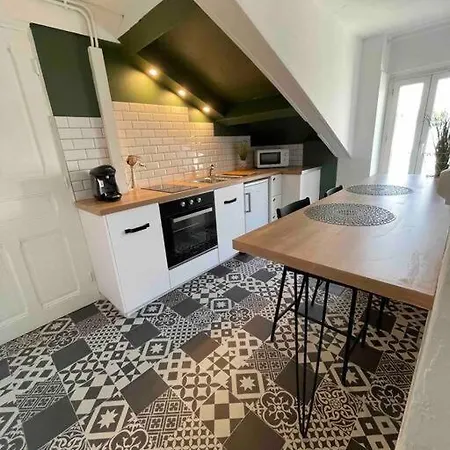 Apartment Cosy, En Centre, Proche Gare, Vue Degagee