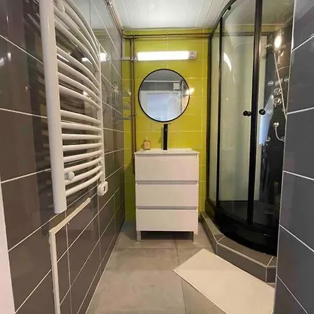 Cosy, En Centre, Proche Gare, Vue Degagee Apartamento *