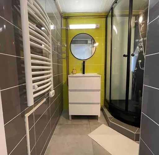 Cosy, En Centre, Proche Gare, Vue Degagee Apartman *